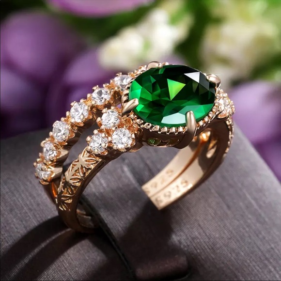 New Women’s 2Pcs Yellow Gold Plated Emerald Ring - Picture 5 of 6